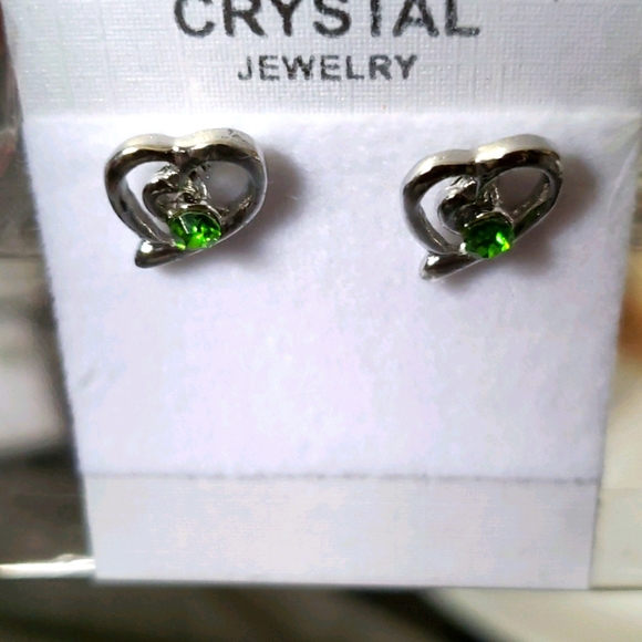 Green Swarovski Crystal Element Heart Earrings - Picture 2 of 2